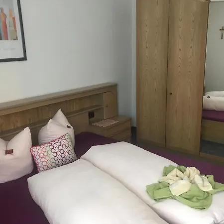 Pircher Apartment *